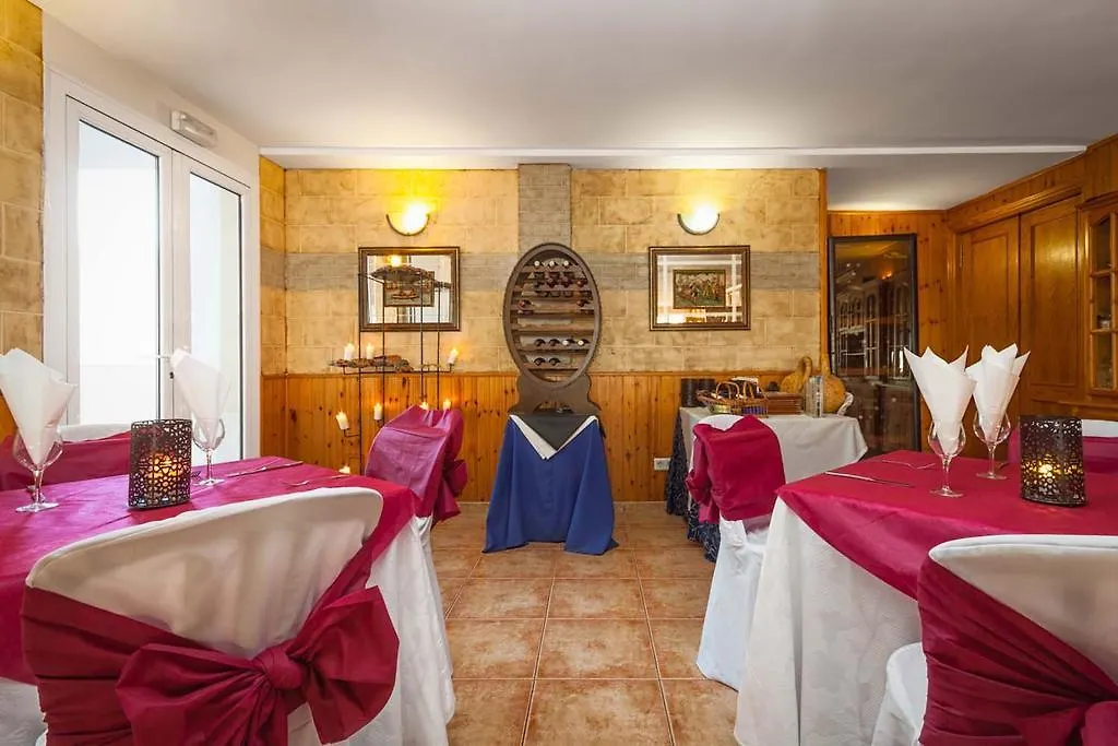Hotel Al-Andalus Нерха